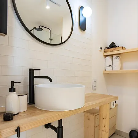 Alpstuga Osada Przystanek *